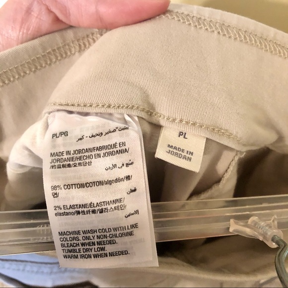 Style & Co Avery Skimmer Straight-Leg Capri Pants - Picture 11 of 12